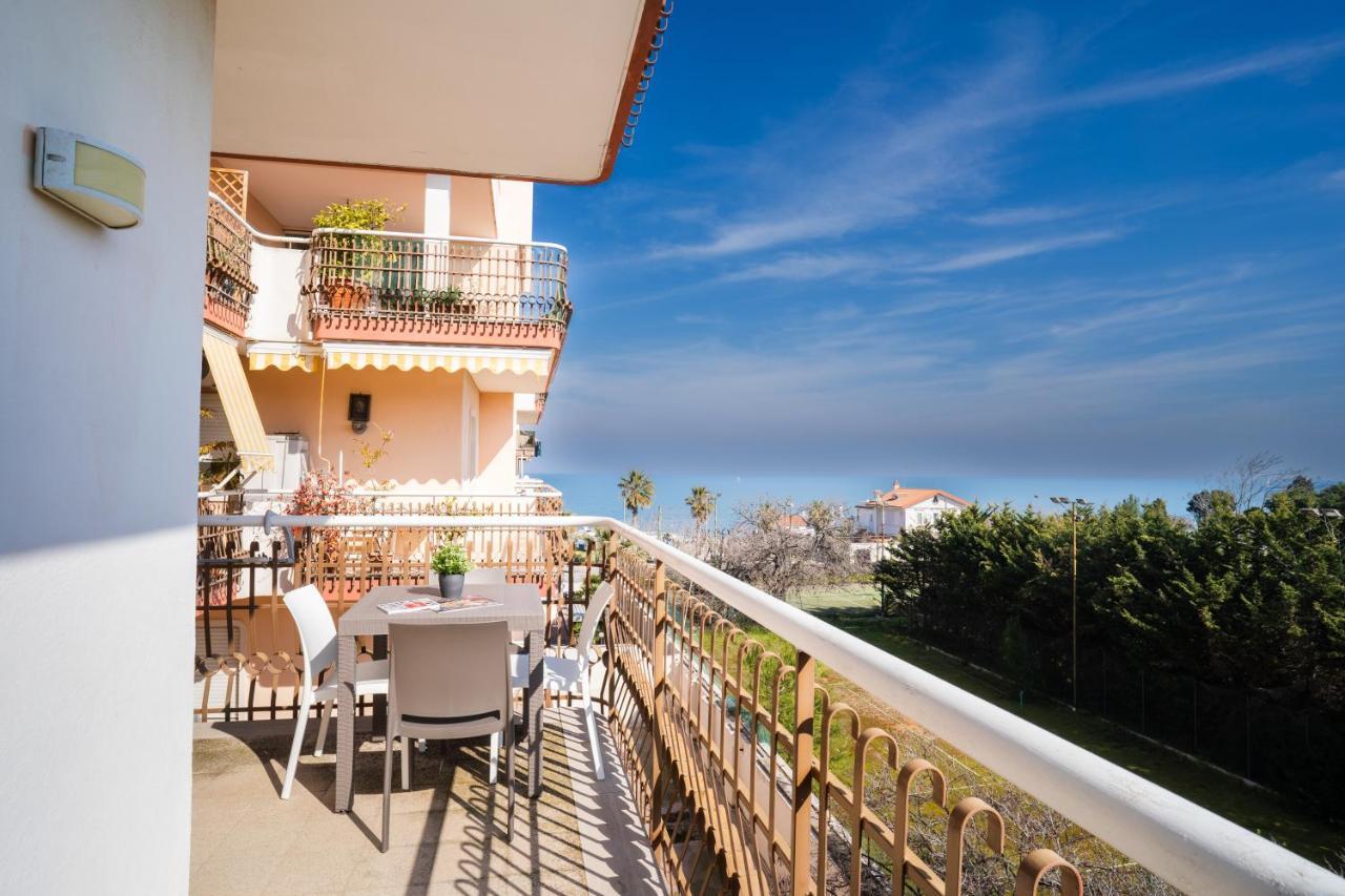Dimora Montereale Near The Sea Διαμέρισμα Trani Εξωτερικό φωτογραφία